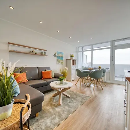 - Haus L, App 0l0401 Appartement *