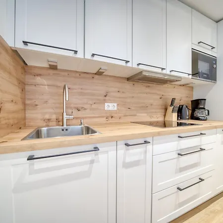 - Haus L, App 0l0401 Heiligenhafen