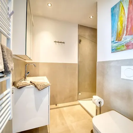 - Haus L, App 0l0401 公寓 海利根港